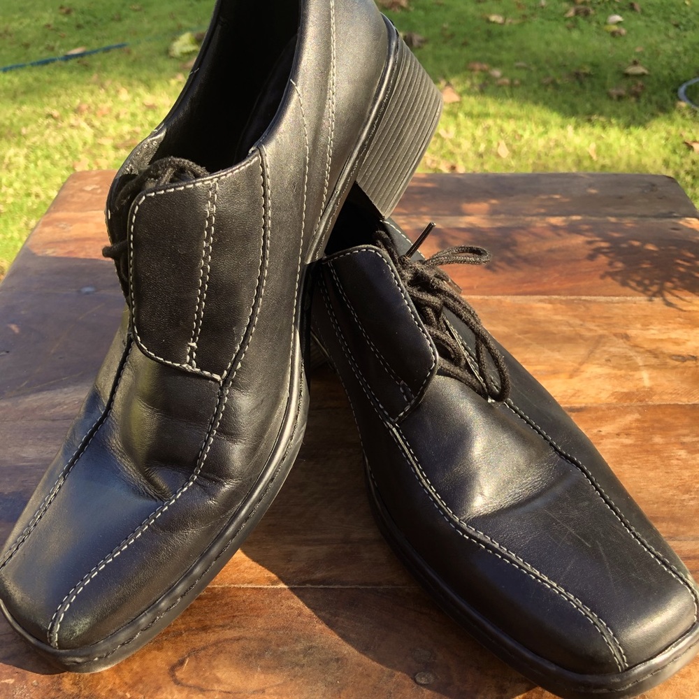 Josef Seidel Black Leather Loafers Size 10….EU 41